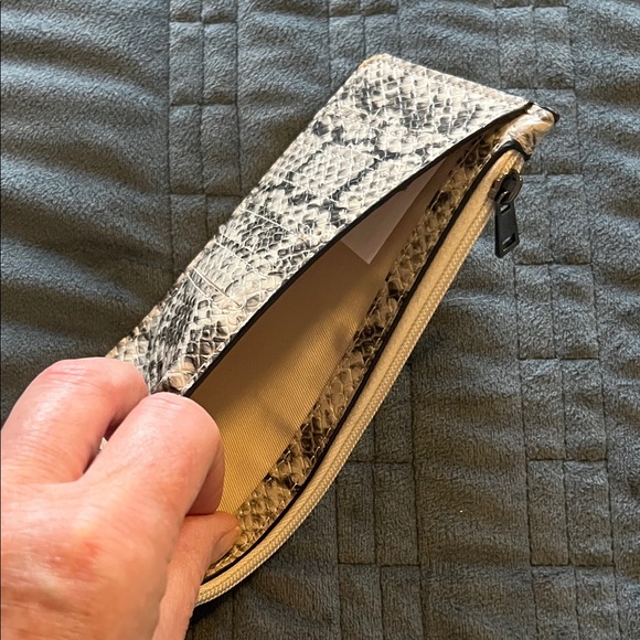 Snake Print Wallet - Picture 2 of 3